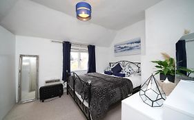 Capulet At Laburnum Cottages